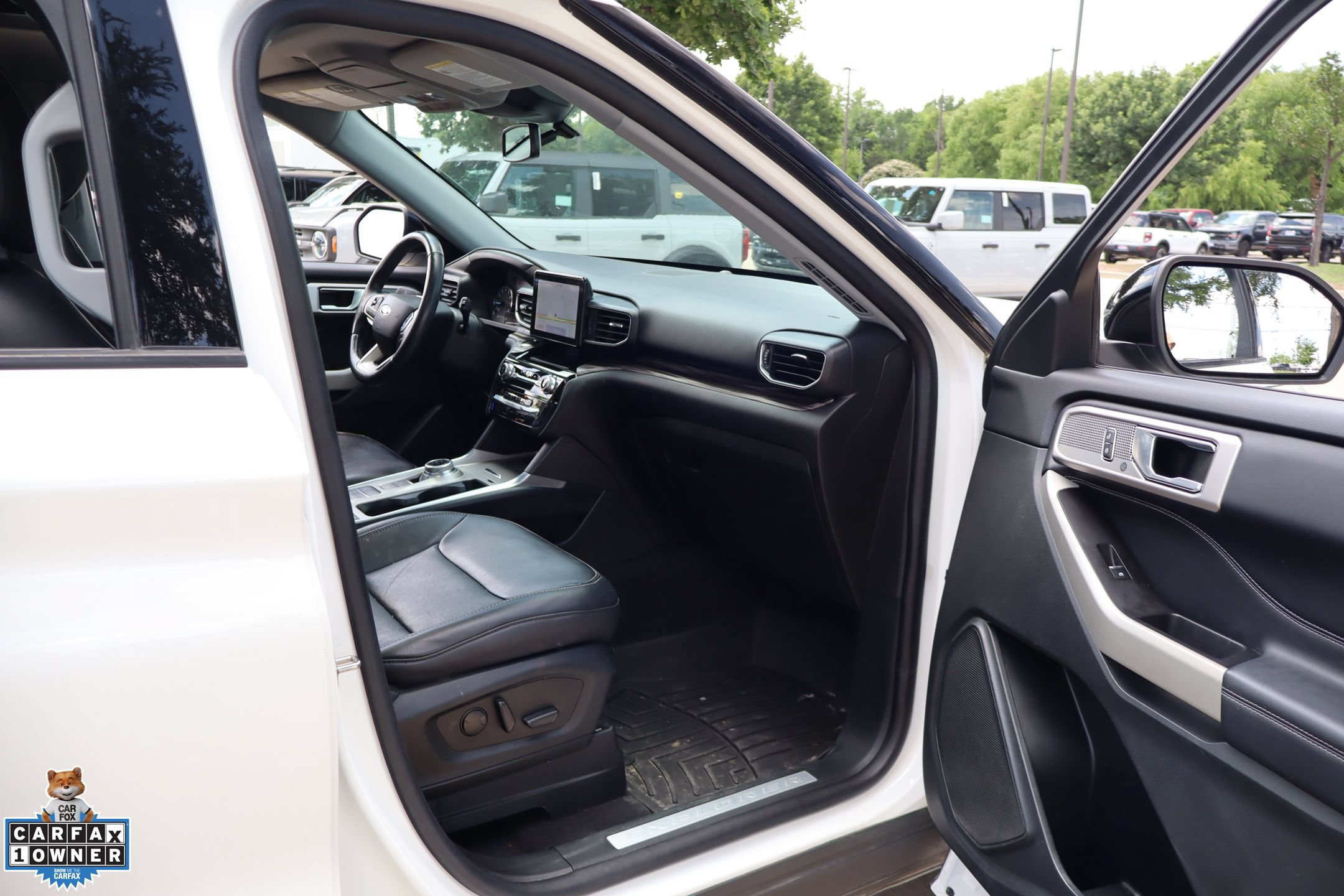 Certified 2021 Ford Explorer Limited w/ Equipment Group 301A RWD image 29
