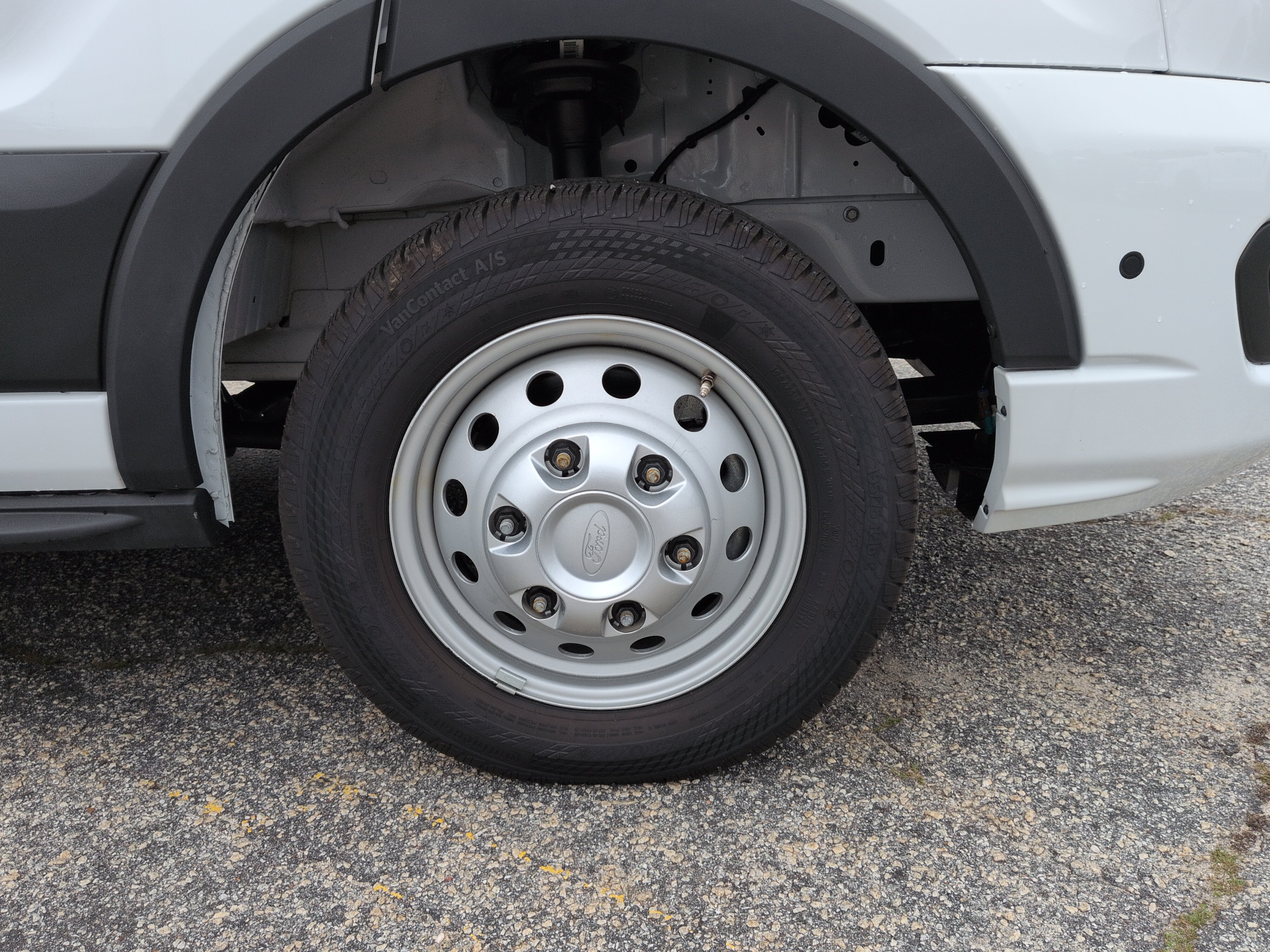 Certified 2025 Ford Transit 350 XLT RWD image 9
