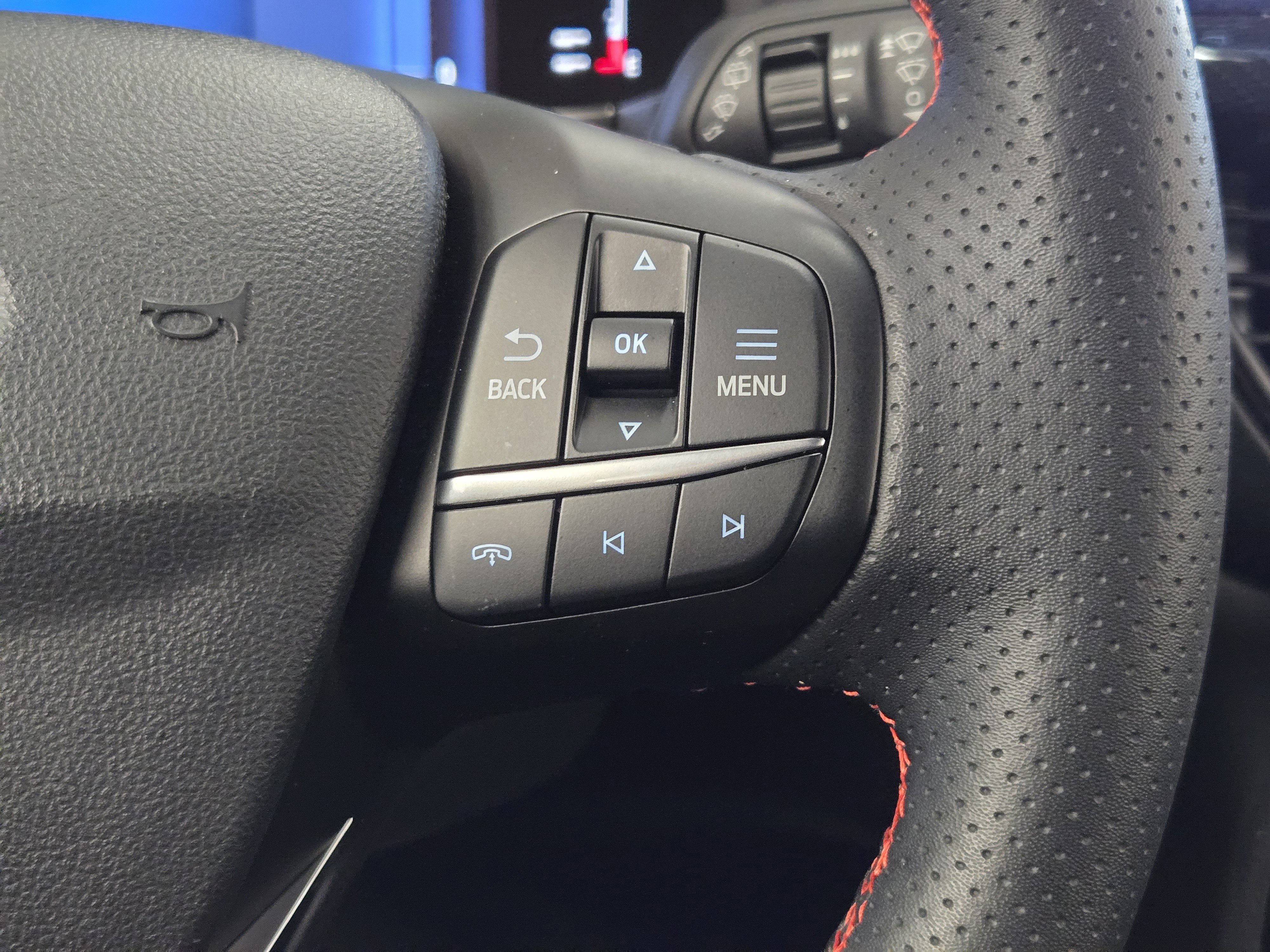 Certified 2023 Ford Escape ST-Line Select w/ Tech Pack #1 AWD/4WD image 28