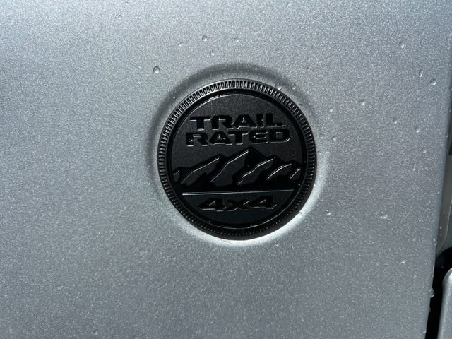 Used 2023 Jeep Gladiator Sport image 38