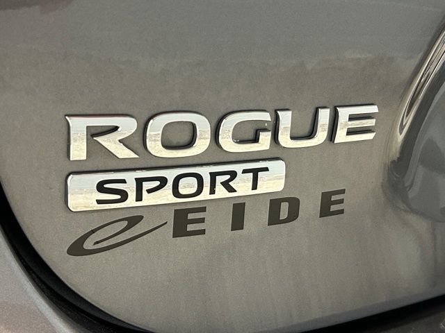 Used 2019 Nissan Rogue Sport SV AWD/4WD image 38