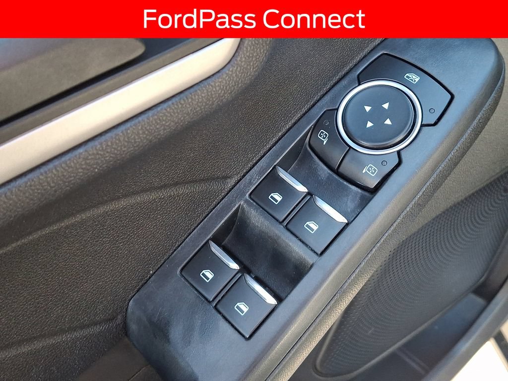 Certified 2022 Ford Escape SE w/ Cold Weather Package AWD/4WD image 25