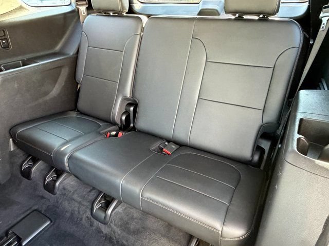 Used 2019 Chevrolet Traverse LT FWD image 39