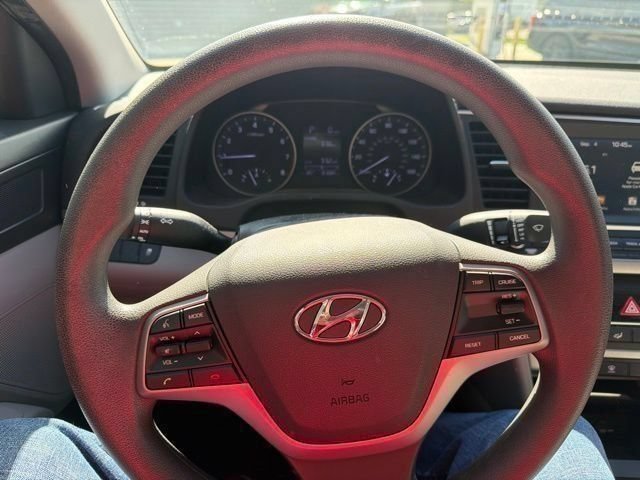 Used 2017 Hyundai Elantra SE FWD image 15