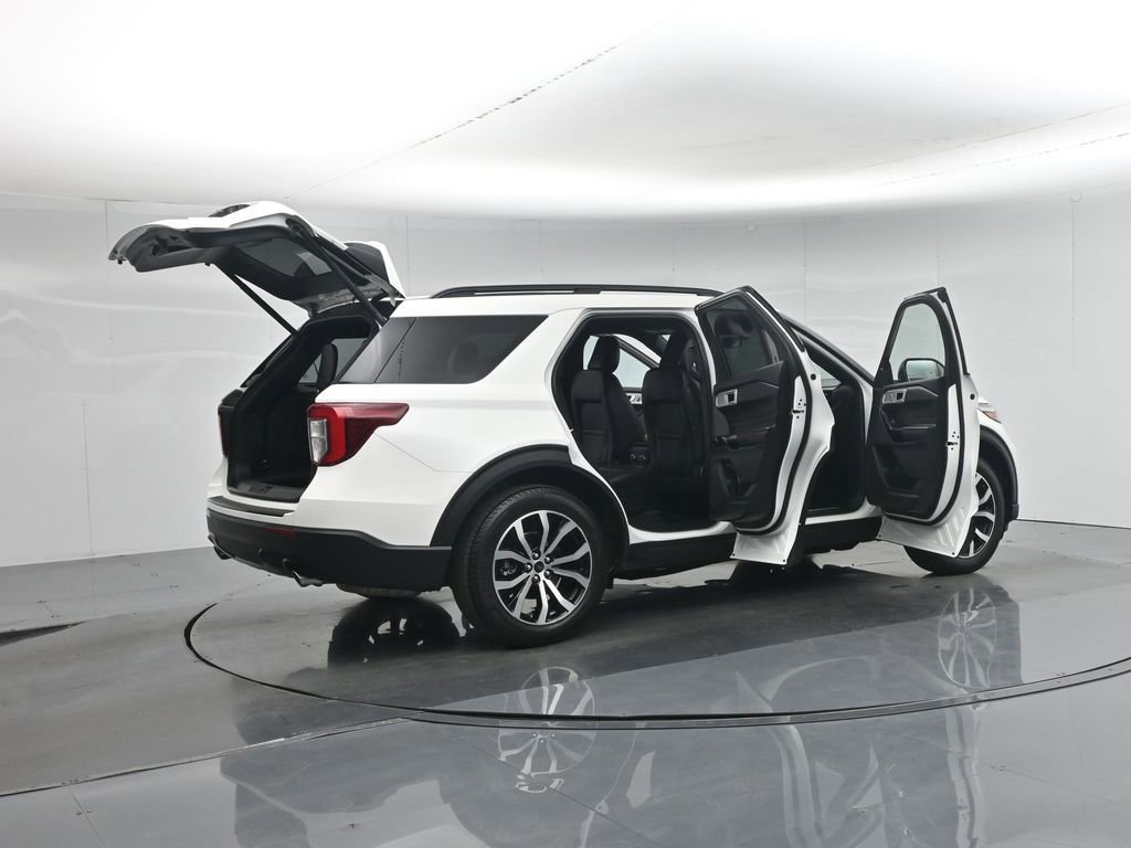 Certified 2022 Ford Explorer ST-Line RWD image 6