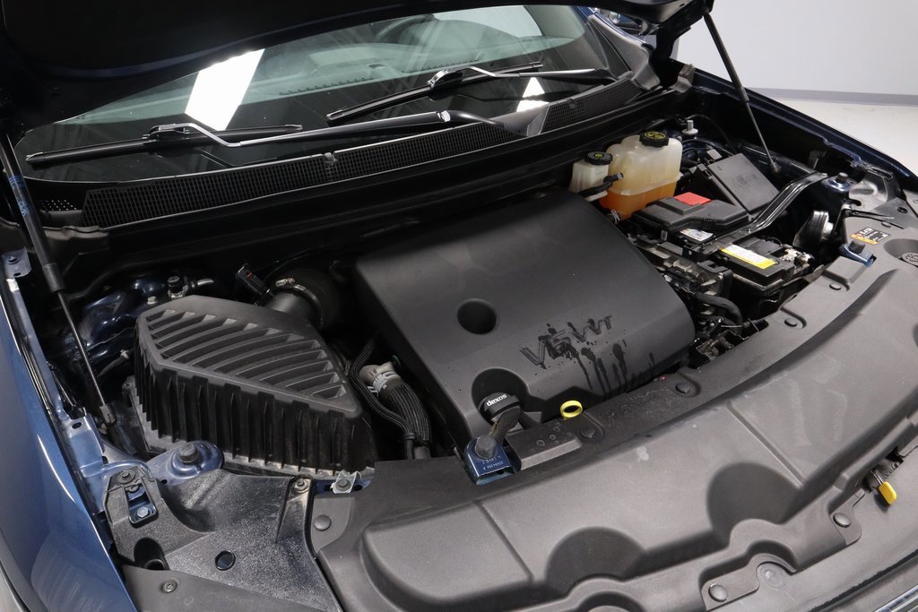 Used 2023 Chevrolet Traverse LT image 35