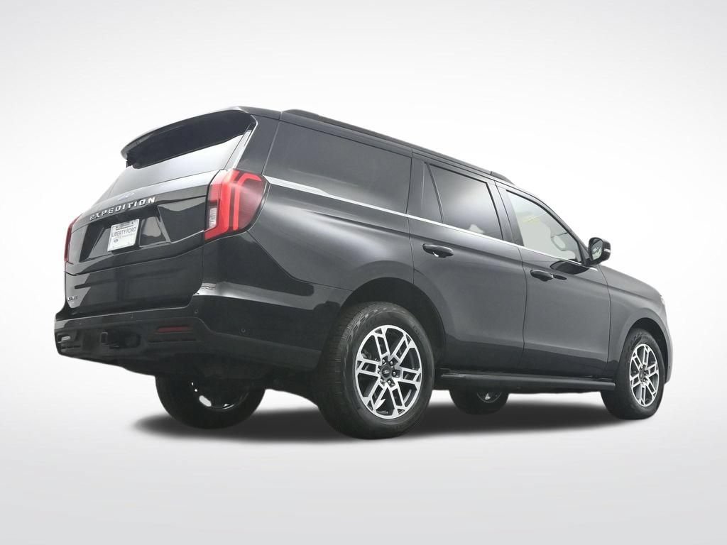 Certified 2025 Ford Expedition Active AWD/4WD image 34