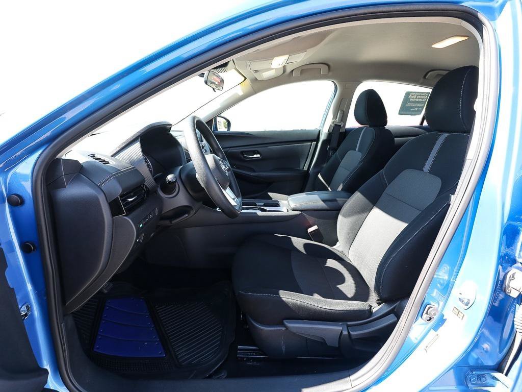 Used 2024 Nissan Sentra SV FWD image 12