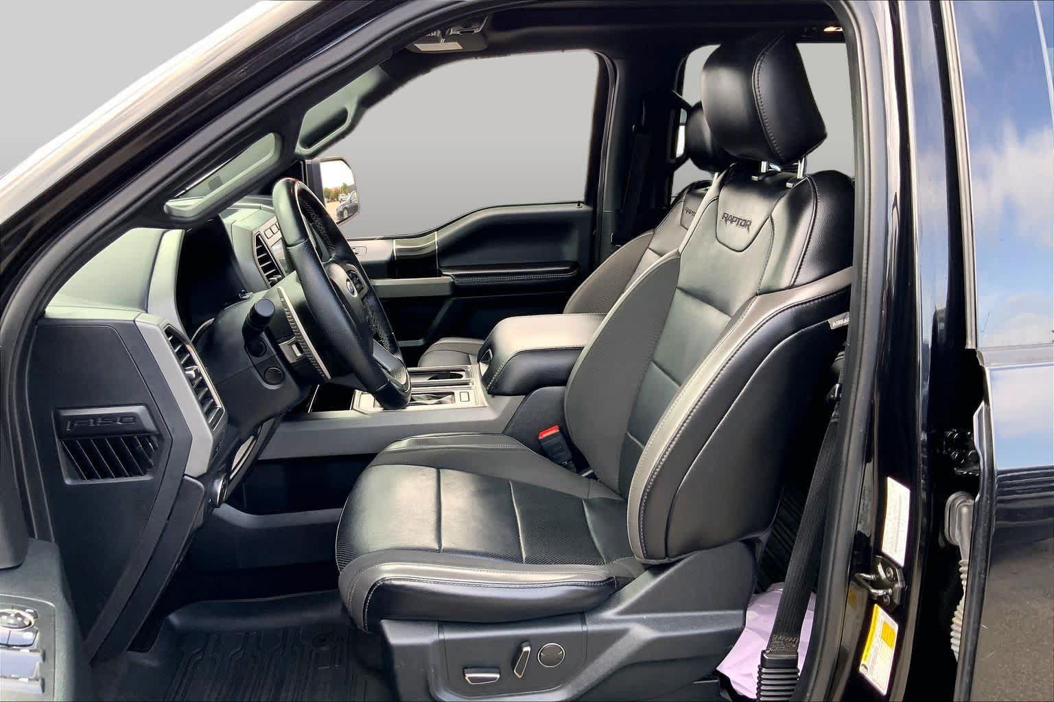Certified 2019 Ford F150 Raptor w/ Equipment Group 802A Luxury AWD/4WD image 8