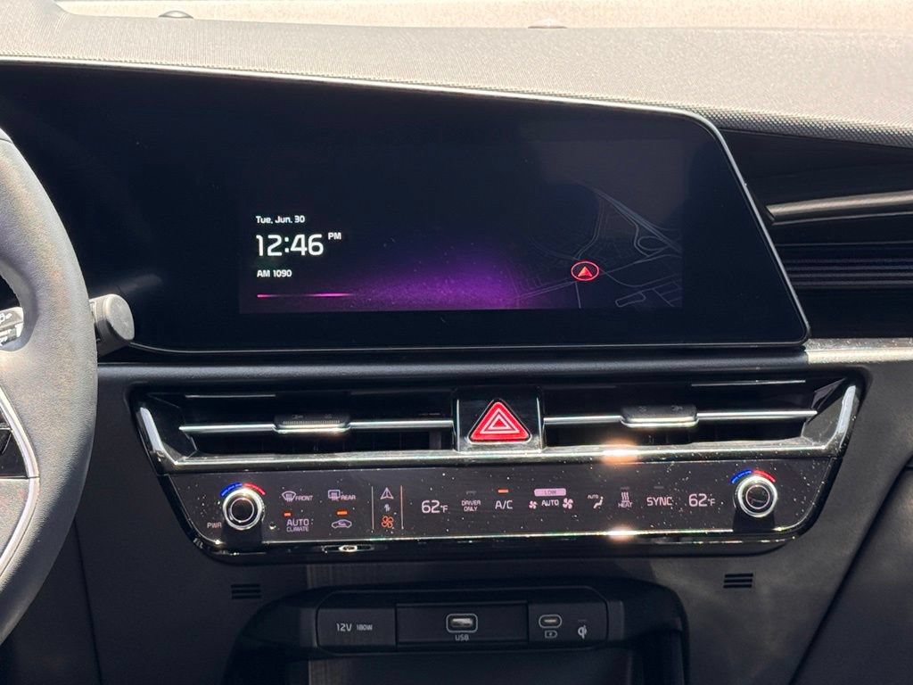 Used 2023 Kia Niro Wave FWD image 27