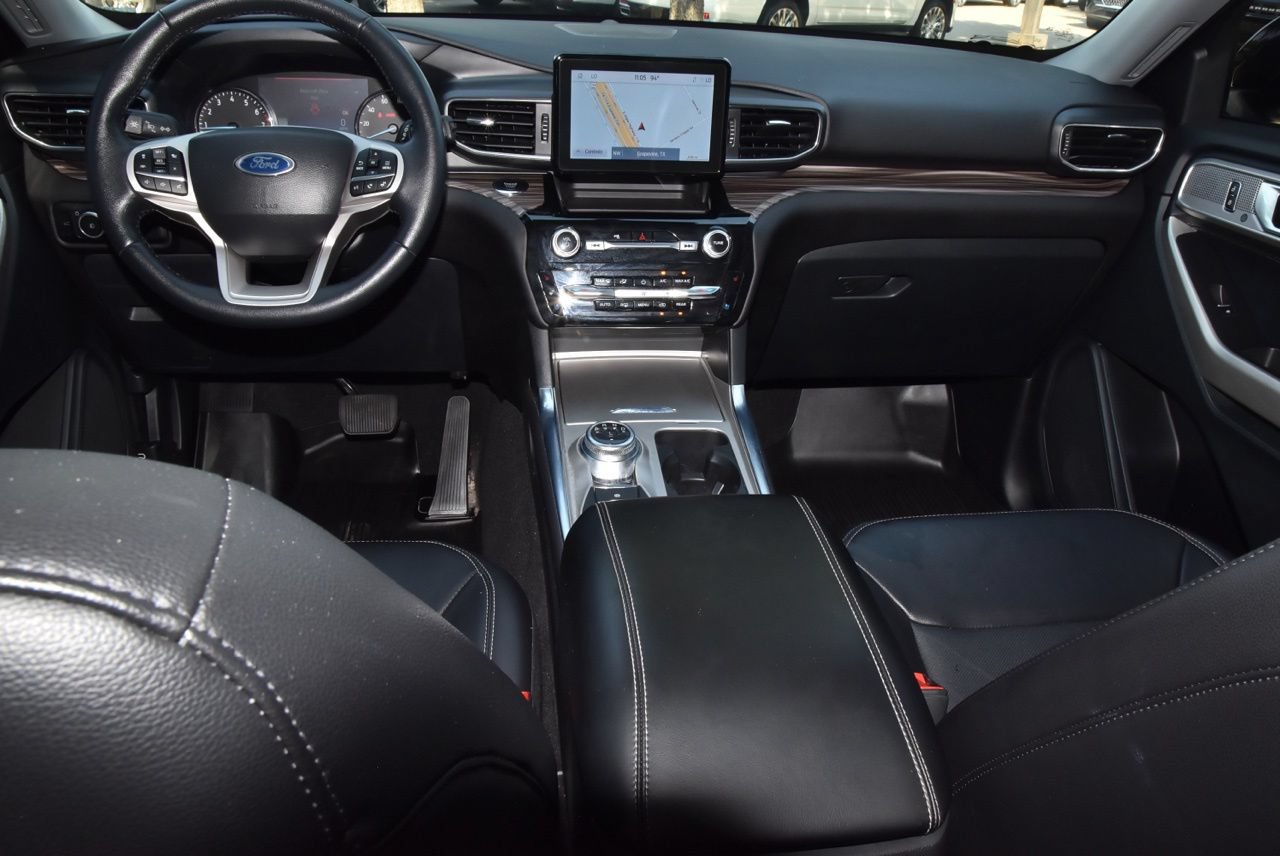 Certified 2023 Ford Explorer Limited AWD/4WD image 17