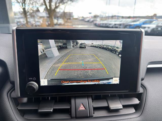 Used 2025 Toyota RAV4 LE image 24