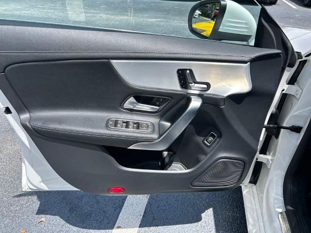 Used 2025 Mercedes-Benz CLA 250 image 17