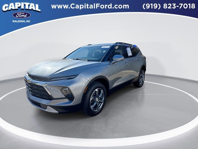 Used 2024 Chevrolet Blazer LT w/ Convenience Package image 2