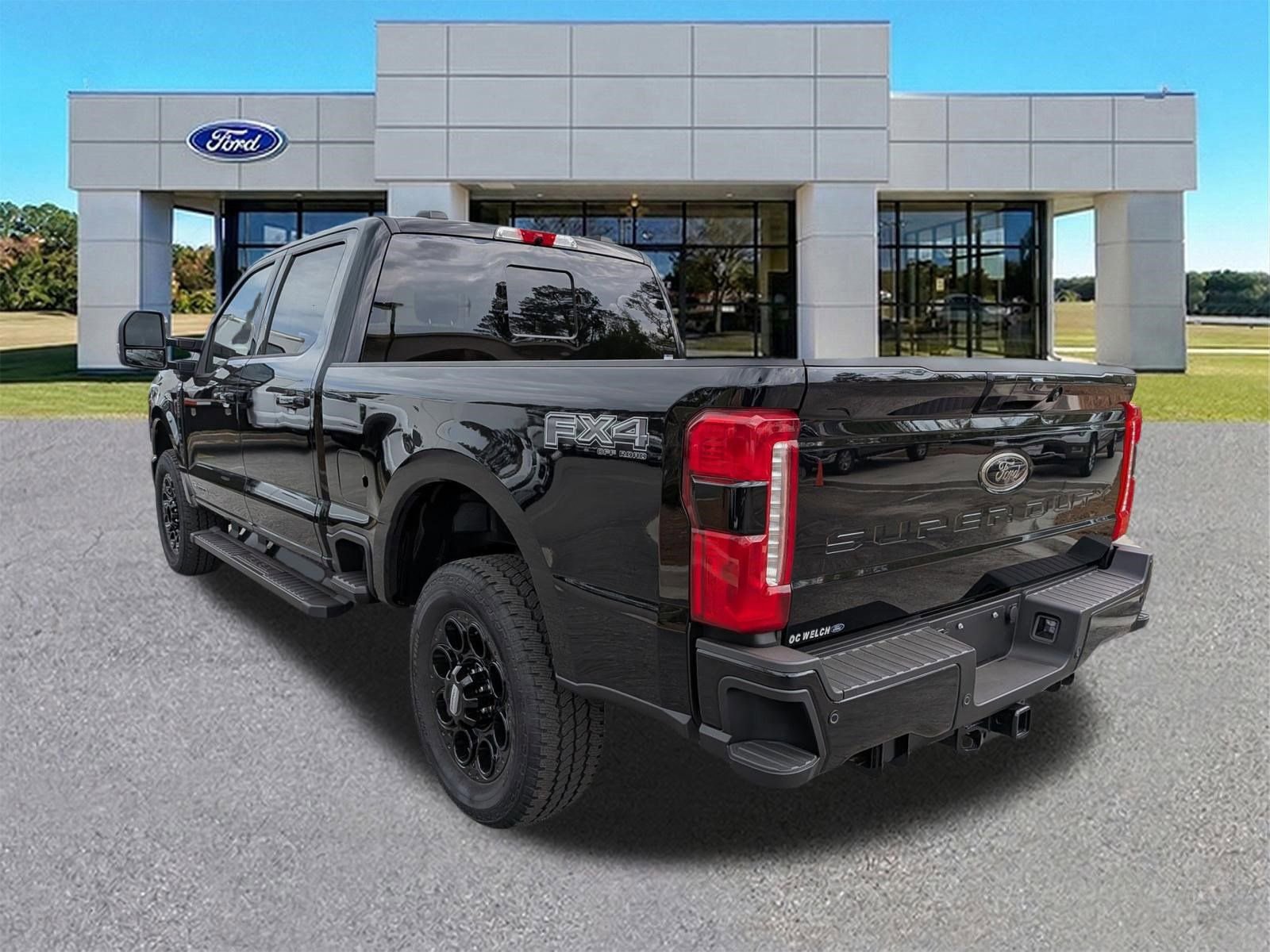 Certified 2026 Ford F250 Lariat w/ Black Appearance Package image 2