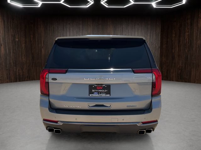 Used 2025 GMC Yukon Denali Ultimate AWD/4WD image 6