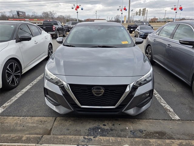 Used 2020 Nissan Sentra SV image 2