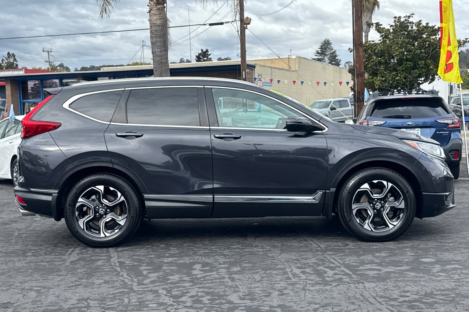 Used 2018 Honda CR-V Touring image 27
