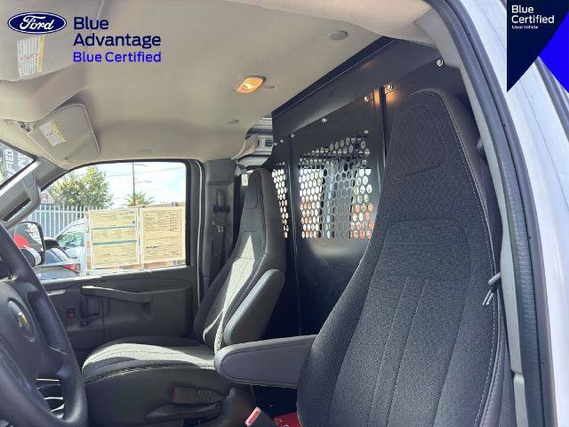 Used 2025 Chevrolet Express 2500 w/ Driver Convenience Package RWD image 32