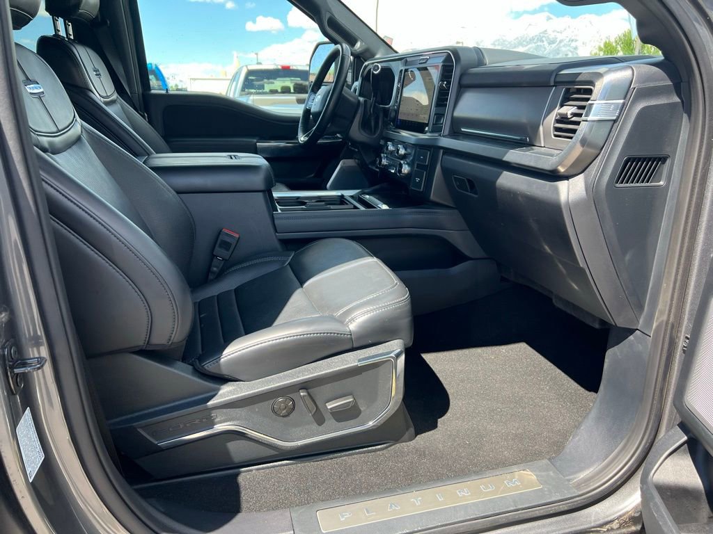 Certified 2025 Ford F350 Platinum AWD/4WD image 15