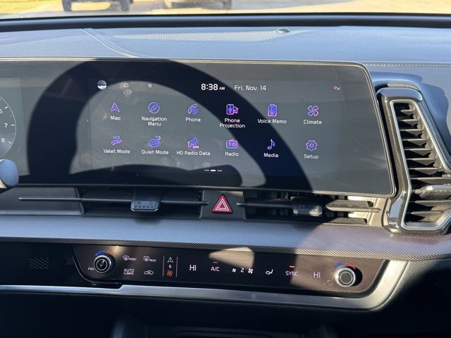 Used 2024 Kia Sportage SX image 8