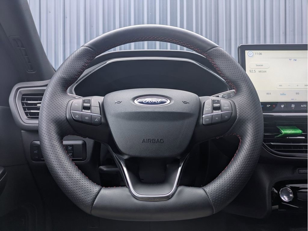 Certified 2025 Ford Escape ST-Line w/ Tech Pack #1 FWD image 21