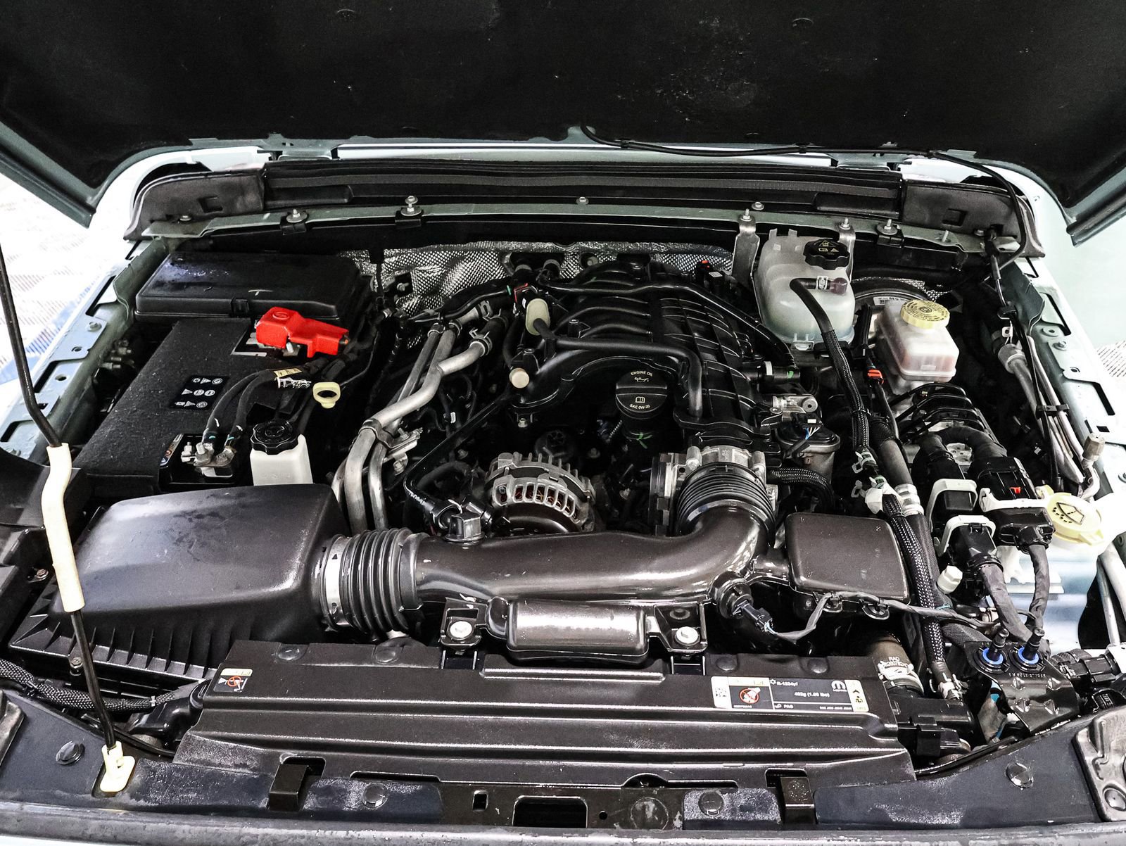 Used 2024 Jeep Wrangler Sahara image 15