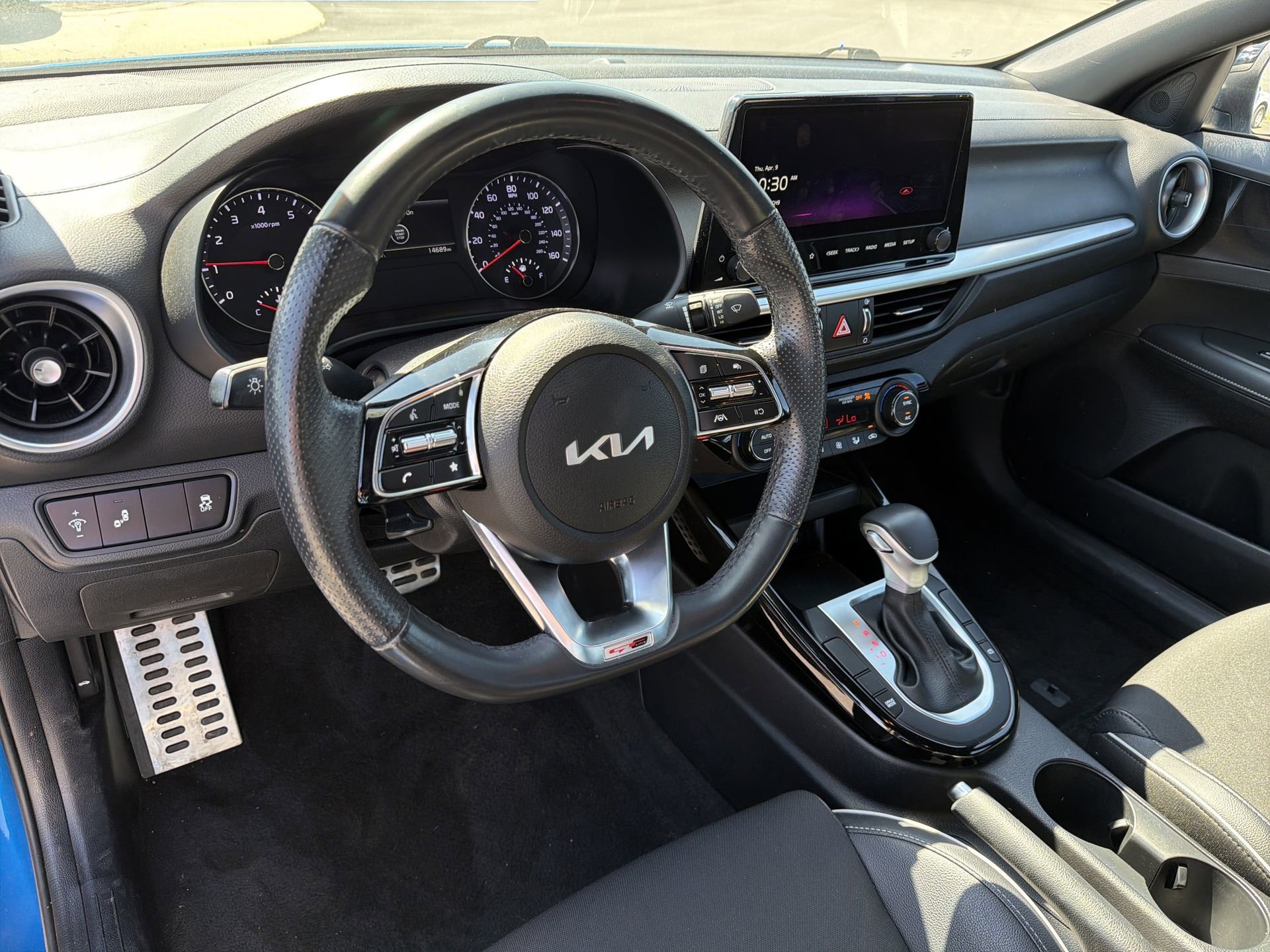 Used 2023 Kia Forte GT-Line image 2