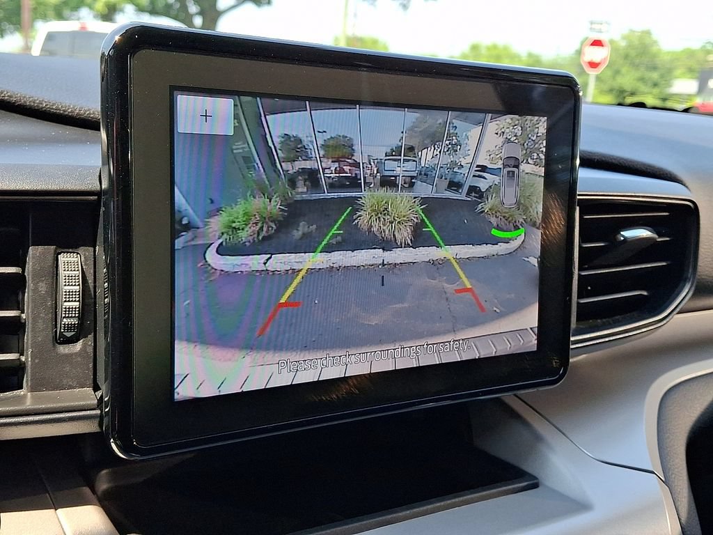Certified 2023 Ford Explorer XLT AWD/4WD image 4