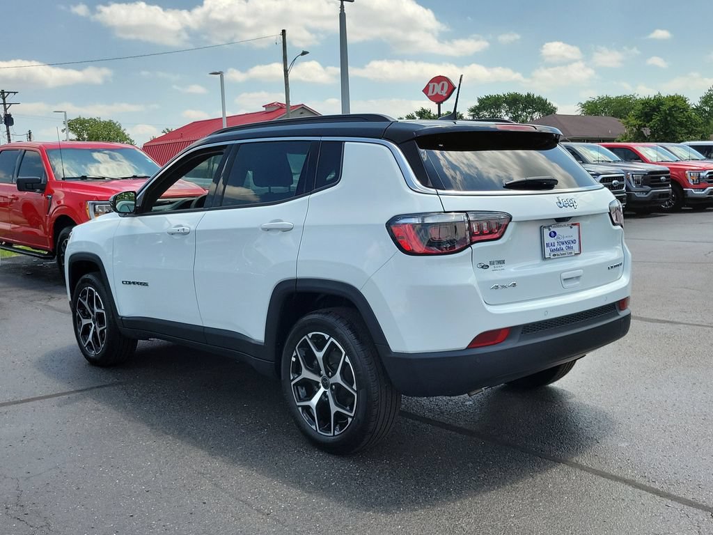 Used 2025 Jeep Compass Limited AWD/4WD image 6
