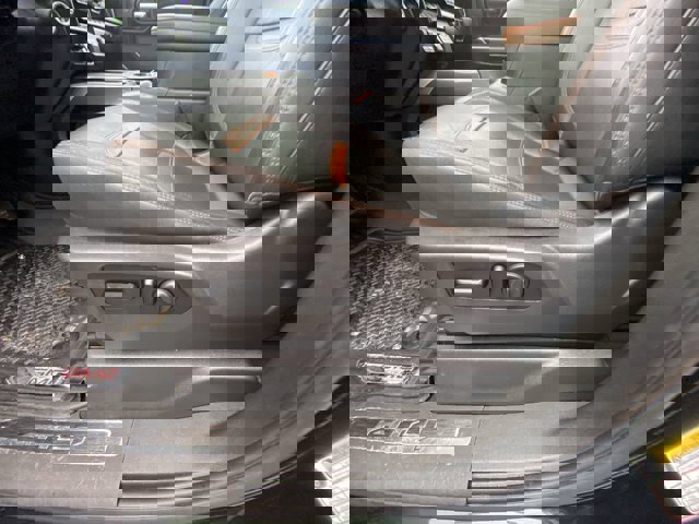 Used 2021 GMC Sierra 1500 AT4 w/ AT4 Premium Package image 11