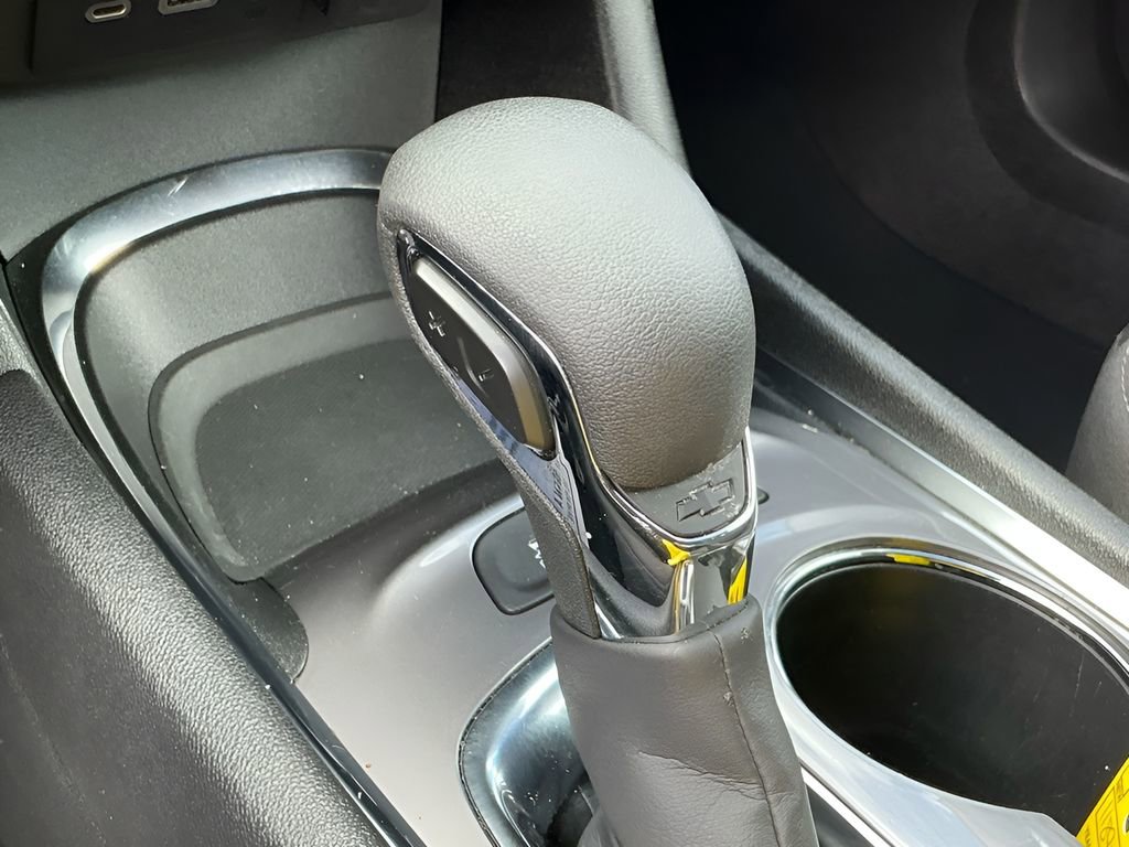 Used 2024 Chevrolet Malibu LT image 33
