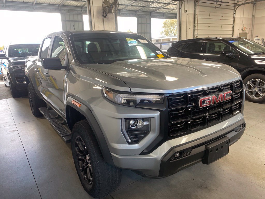 Used 2024 GMC Canyon Elevation w/ Convenience Package