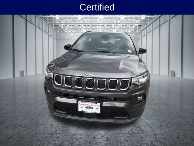 Used 2024 Jeep Compass Latitude AWD/4WD image 4