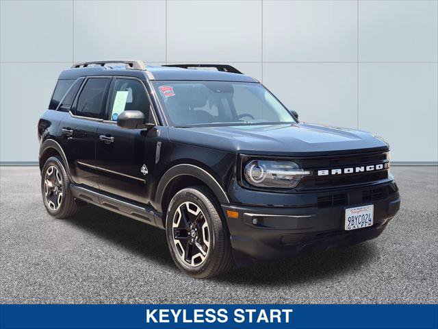 Certified 2022 Ford Bronco Sport Outer Banks w/ Tech Package AWD/4WD image 7