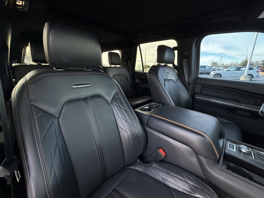 Certified 2024 Ford Expedition Platinum image 31