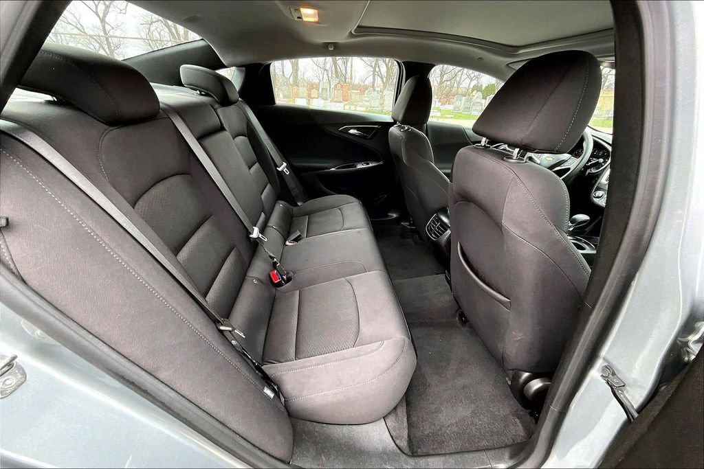 Used 2023 Chevrolet Malibu LT FWD image 26