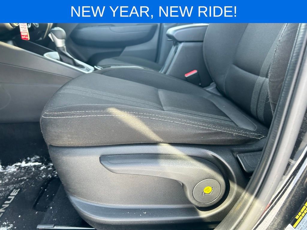 Used 2020 Hyundai Venue SEL image 14