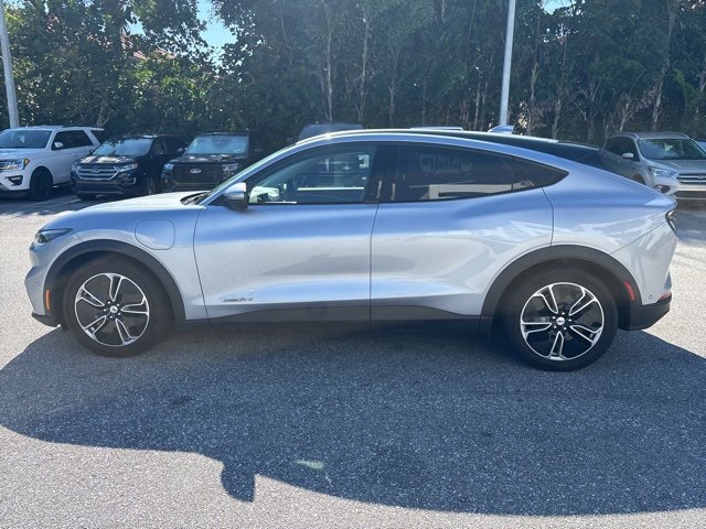 Certified 2022 Ford Mustang Mach-E Select w/ Comfort/Technology Package image 2