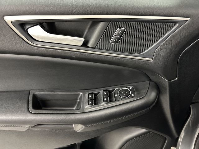 Certified 2022 Ford Edge SEL w/ Convenience Package image 5