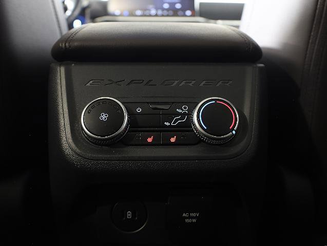 Certified 2025 Ford Explorer Platinum AWD/4WD image 20