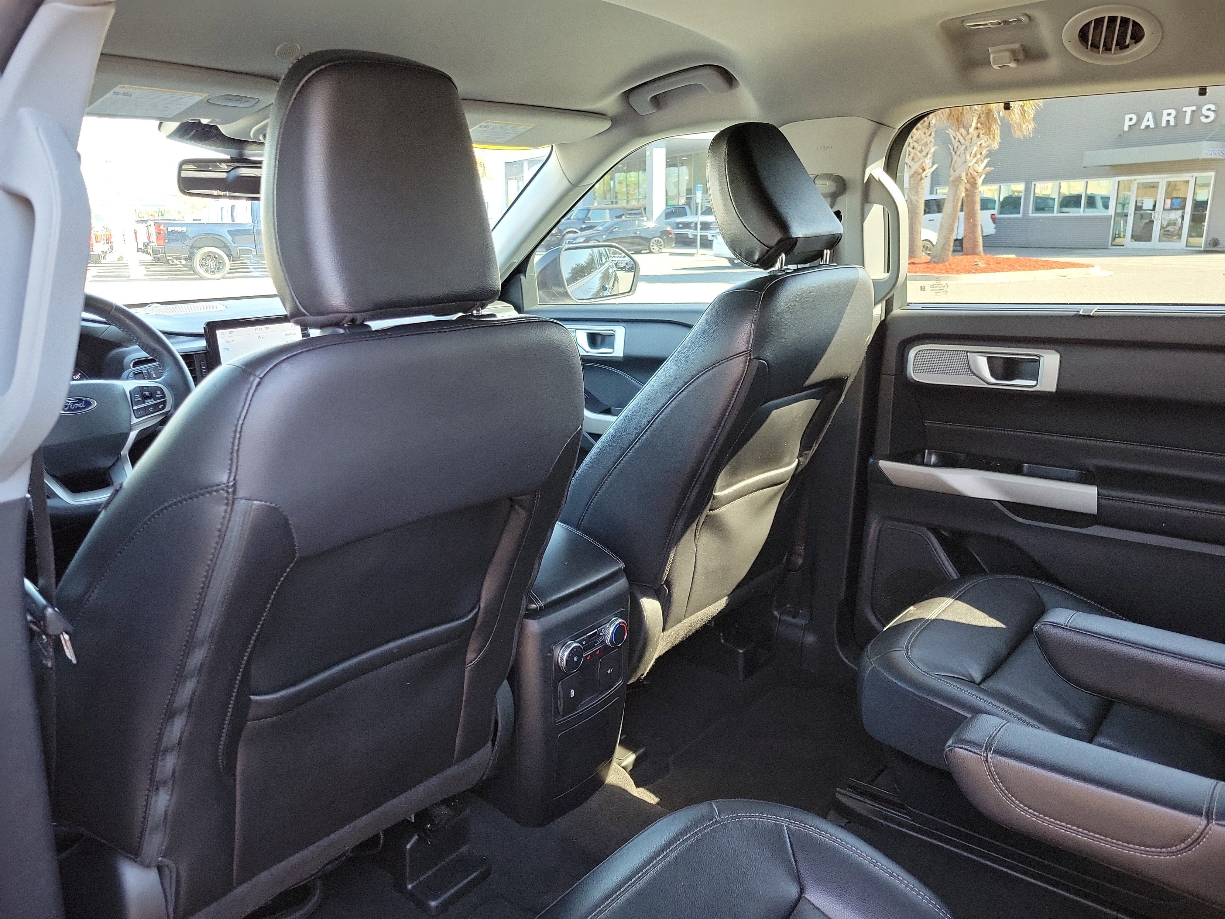 Certified 2022 Ford Explorer Limited image 22