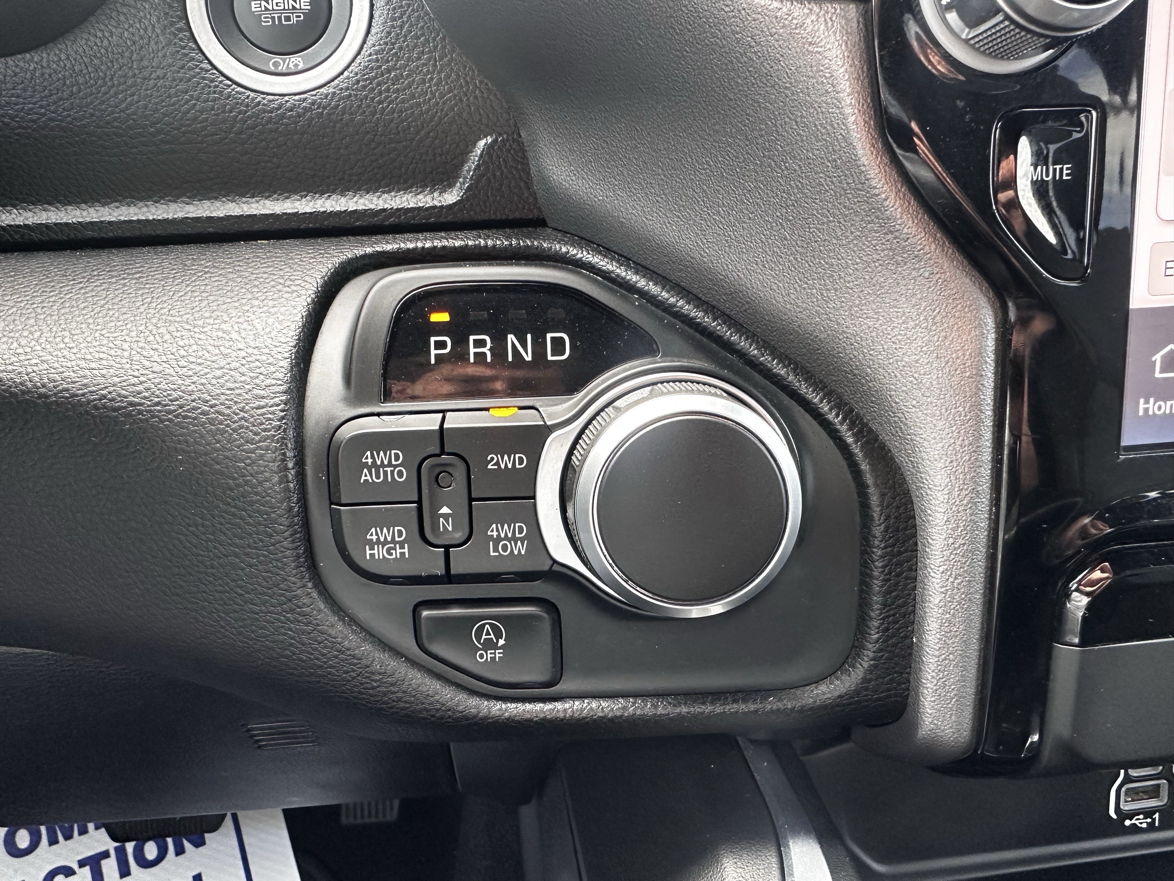 Used 2025 RAM 1500 Big Horn AWD/4WD image 17
