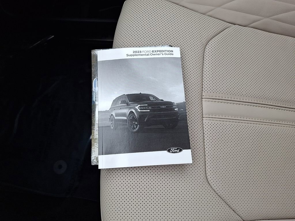 Certified 2023 Ford Expedition Max Platinum image 28