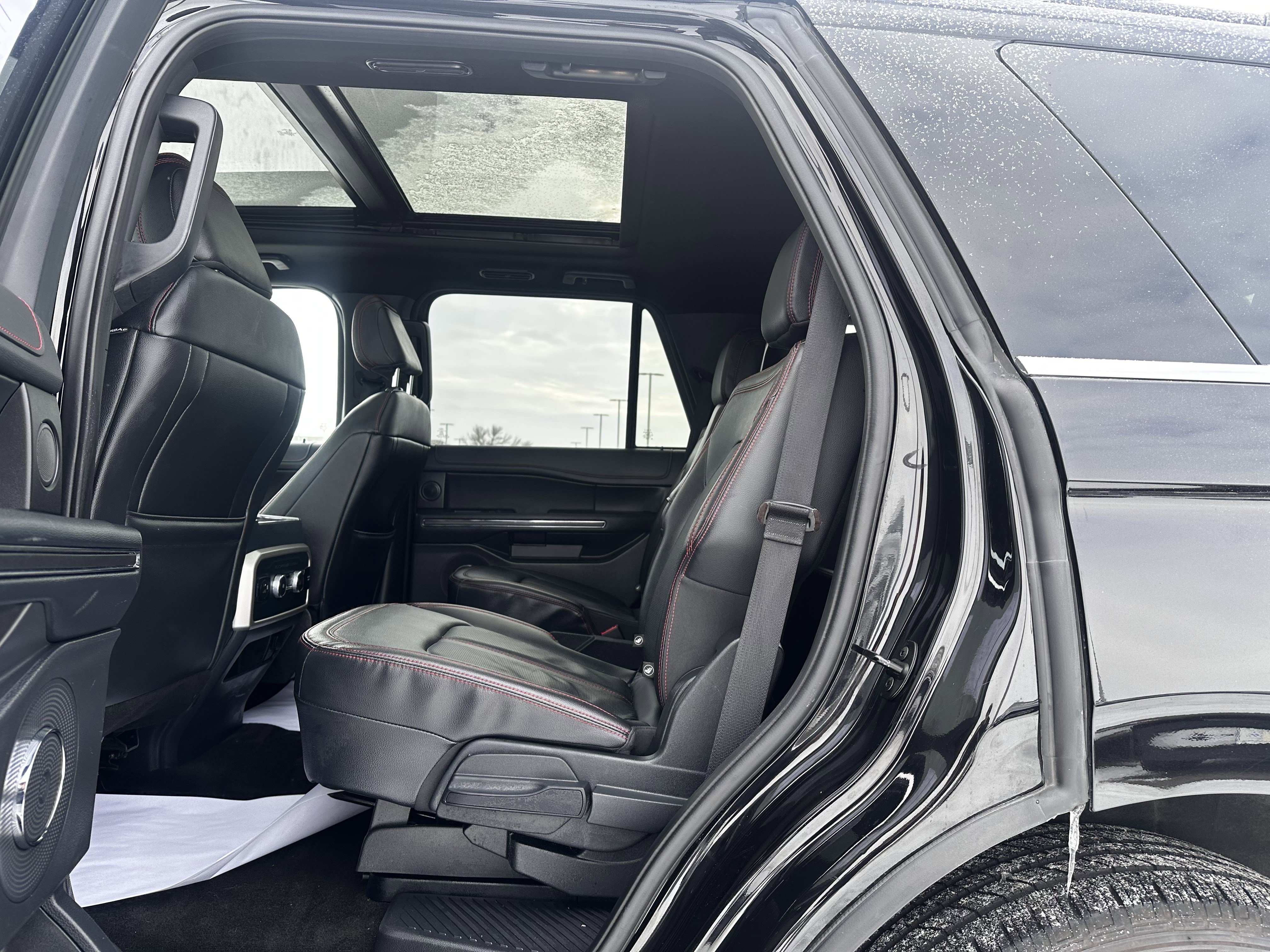 Certified 2023 Ford Expedition Limited image 19
