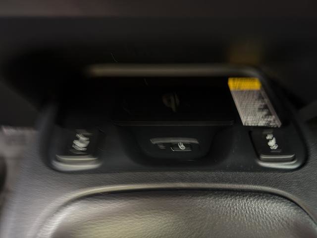 Used 2022 Toyota Corolla XSE FWD image 29