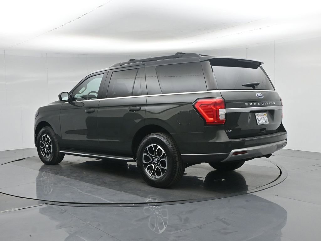 Certified 2023 Ford Expedition XLT image 7