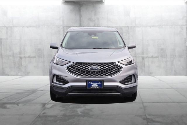 Certified 2024 Ford Edge SEL image 4