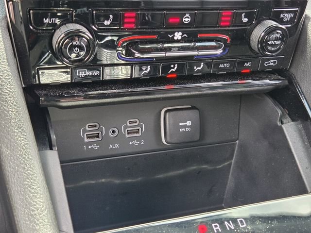 Used 2023 Jeep Grand Cherokee L Limited image 22