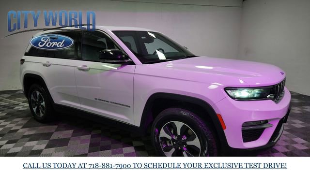 Used 2024 Jeep Grand Cherokee Limited 4xe image 2